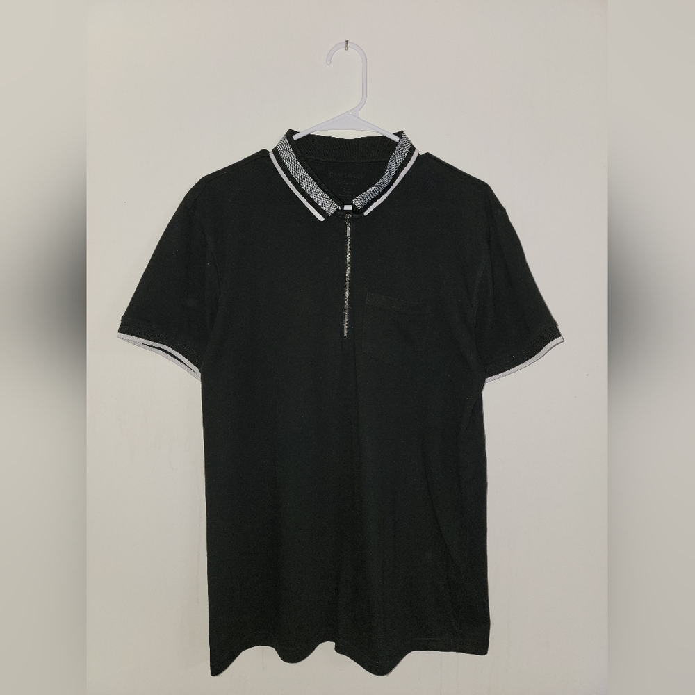 Craft & Flow Men's Tee w/ mid zipper